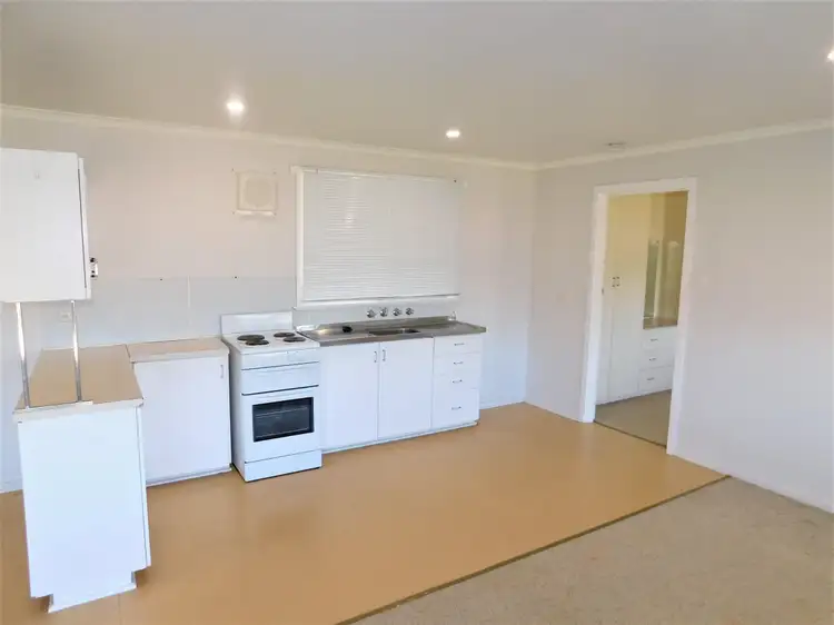 Second view of Homely house listing, 39 Tolmer Terrace, Bordertown SA 5268