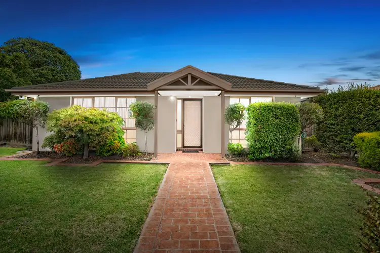9 Burchall Crescent, Rowville VIC 3178