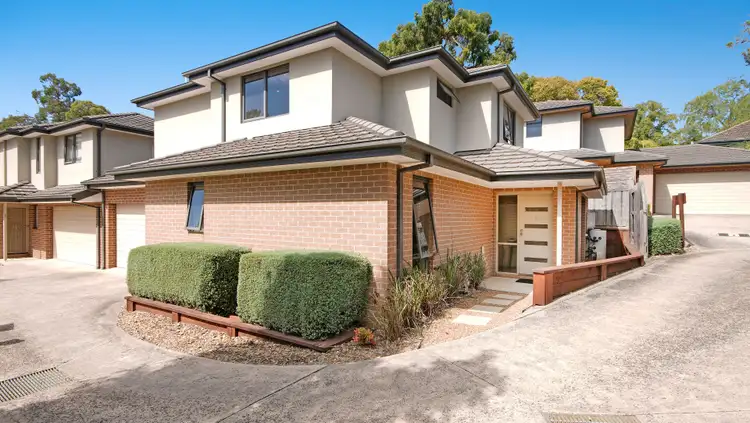 2/12 Berry Road, Bayswater North VIC 3153