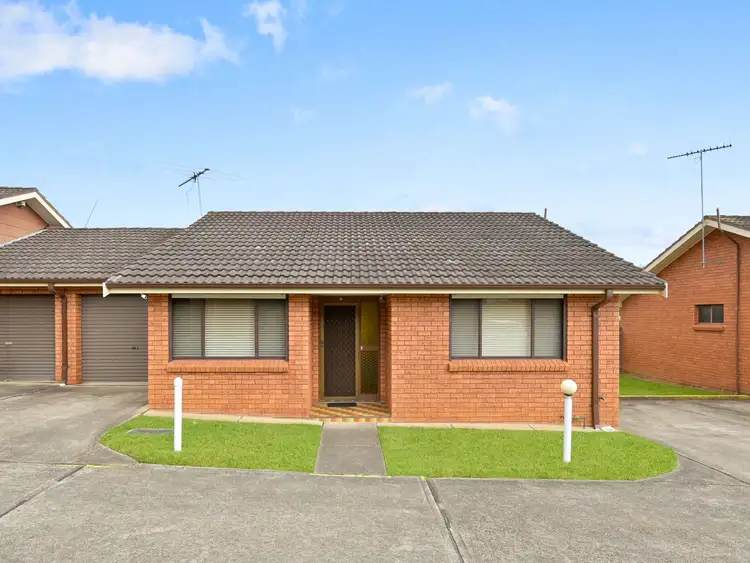 Main view of Homely house listing, 3/58-60 Parliament Road, Macquarie Fields NSW 2564