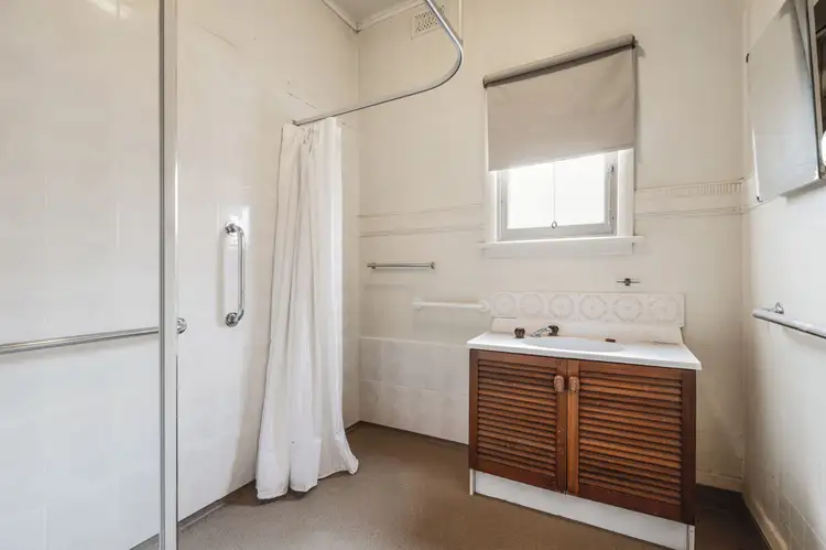 Sixth view of Homely house listing, 31 Omama Road, Murrumbeena VIC 3163