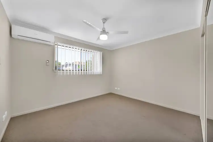 Fifth view of Homely semi-detached listing, 2/8 Chantrill Avenue, Nerang QLD 4211