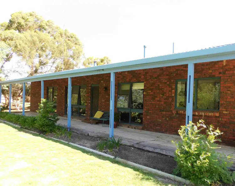18 Bell Avenue, Tintinara SA 5266