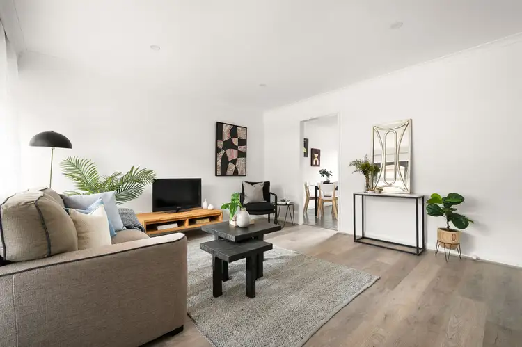 Second view of Homely unit listing, 2/6 Vale Street, Pascoe Vale VIC 3044