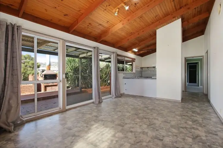 Sixth view of Homely house listing, 11 Kiewa Valley Court, Tangambalanga VIC 3691