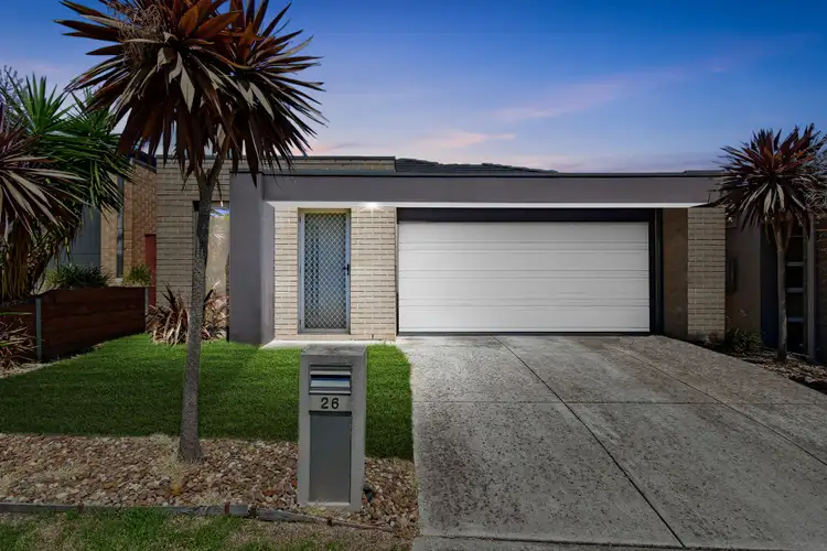 26 Central Avenue, Pakenham VIC 3810