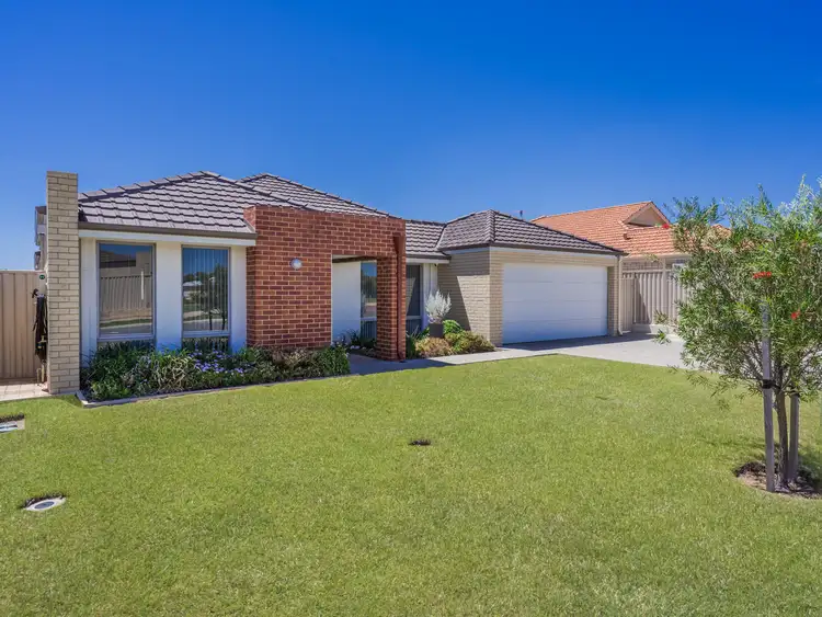 7 Lennox Drive, Secret Harbour WA 6173