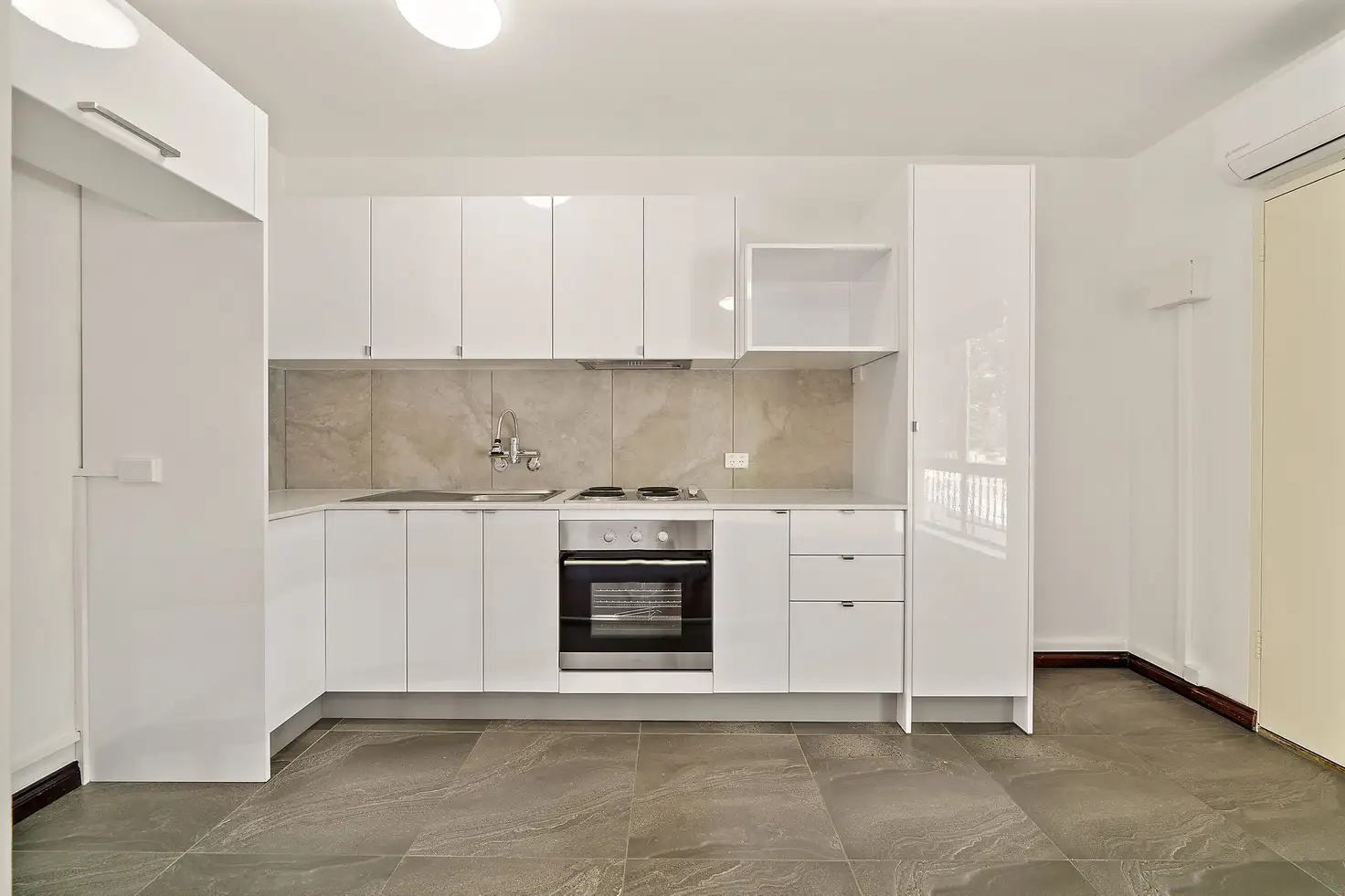 Main view of Homely unit listing, 10/122 Henderson Road, Queanbeyan NSW 2620