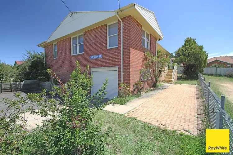 187 Sharp Street, Cooma NSW 2630