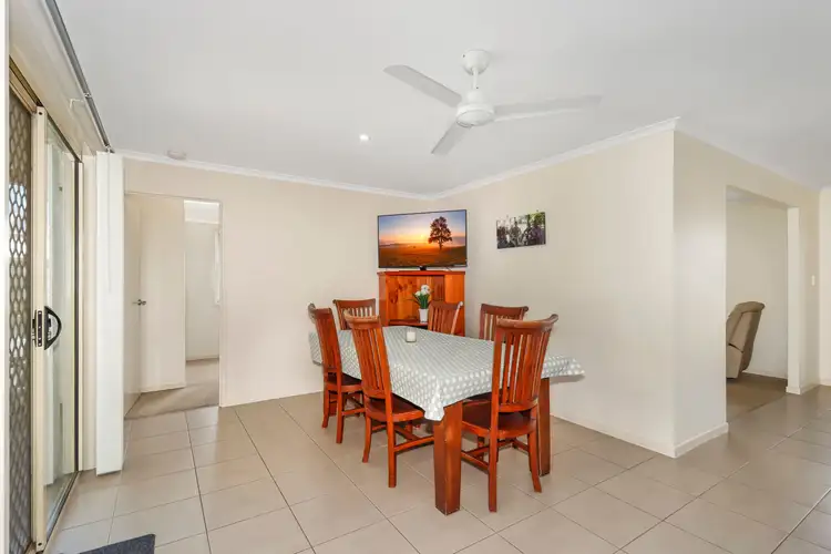Second view of Homely house listing, 39 Parakeet Circuit, Kawungan QLD 4655