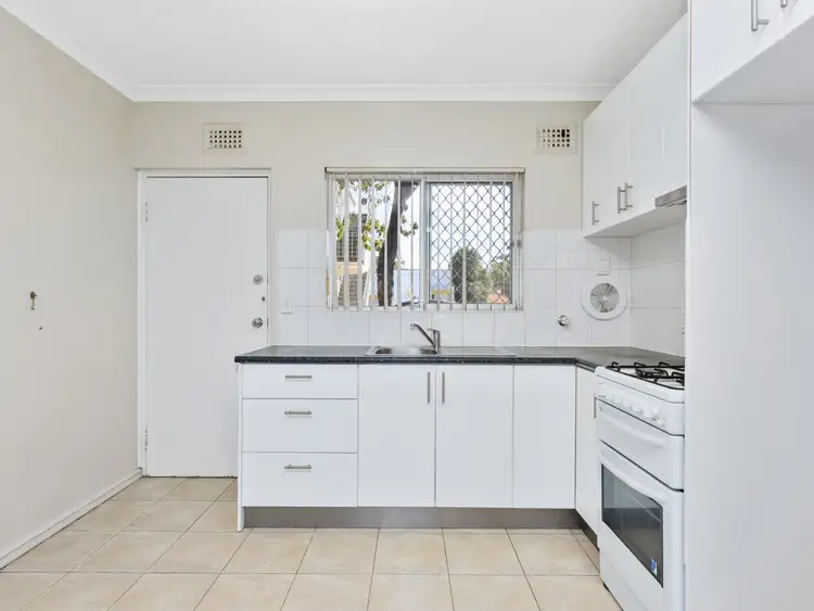 Third view of Homely unit listing, 2/171 Hubert Street, East Victoria Park WA 6101