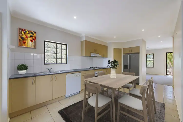 Third view of Homely house listing, 2/8 Lauffre Walk, Caroline Springs VIC 3023