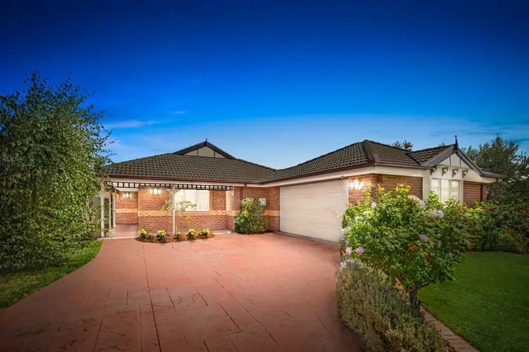 5 Pickering Close