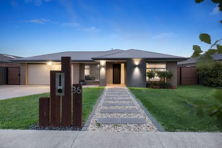 36 Casuarina Drive, Romsey VIC 3434