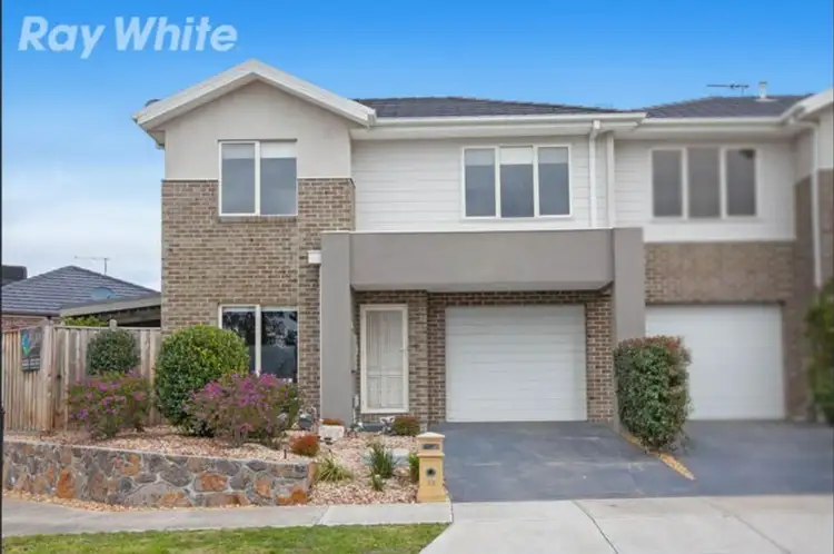 13 Taronga Way, South Morang VIC 3752