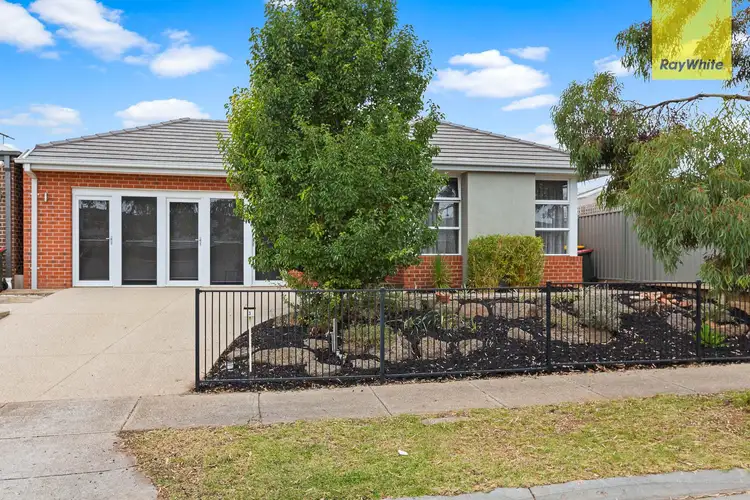 3 Moonglow Crescent, Maddingley VIC 3340