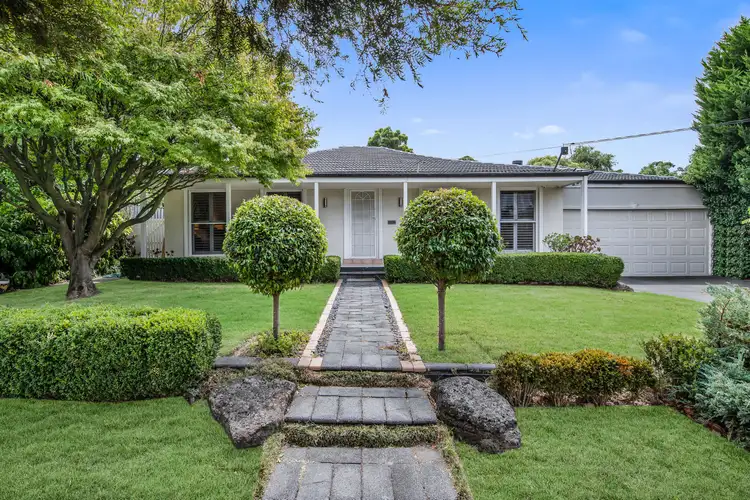 Main view of Homely house listing, 5 Bizley Street, Mount Waverley VIC 3149
