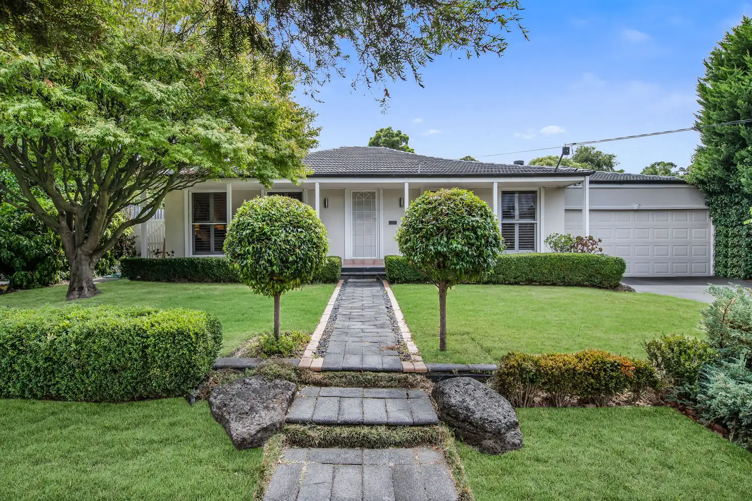 Main view of Homely house listing, 5 Bizley Street, Mount Waverley VIC 3149