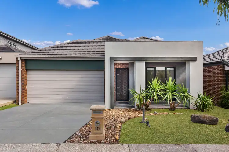 10 Bursaria Drive, Caroline Springs VIC 3023