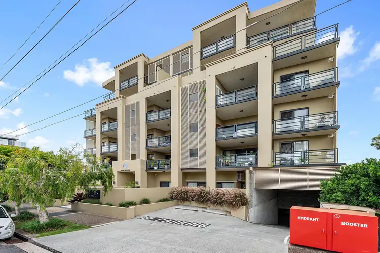 16/11 Grosvenor Road, Indooroopilly QLD 4068