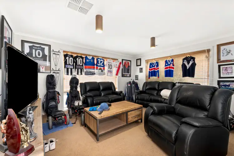 Sixth view of Homely house listing, 14 Sheoak Court, Pakenham VIC 3810