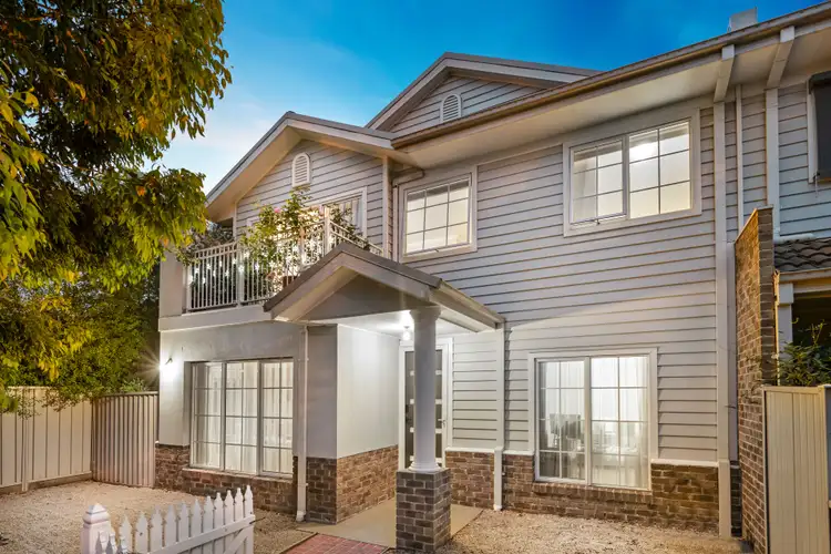 1/7 Toolondo Close, Caroline Springs VIC 3023