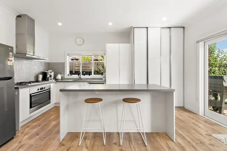 Main view of Homely unit listing, 1/585 Warrigal Road, Bentleigh East VIC 3165