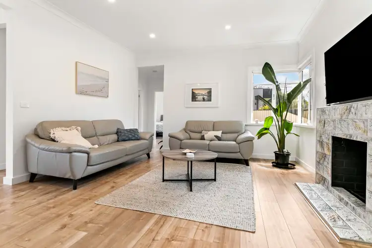 Second view of Homely unit listing, 1/585 Warrigal Road, Bentleigh East VIC 3165