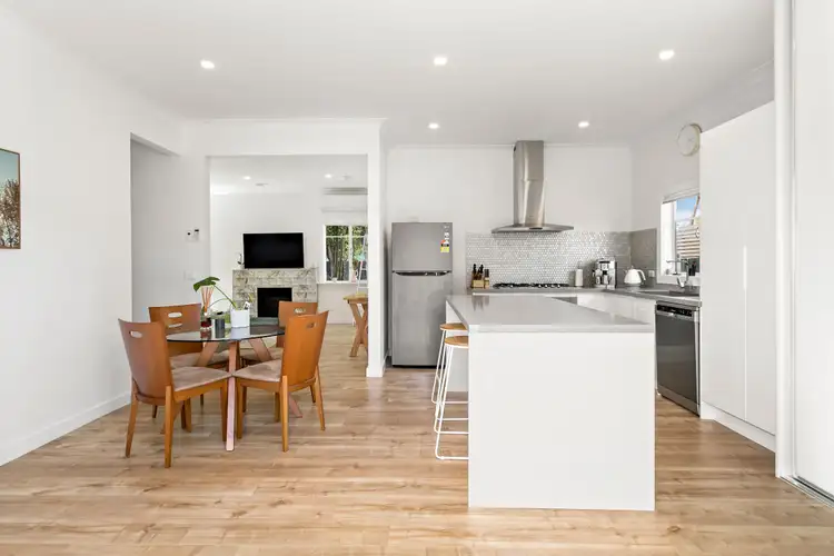 Third view of Homely unit listing, 1/585 Warrigal Road, Bentleigh East VIC 3165