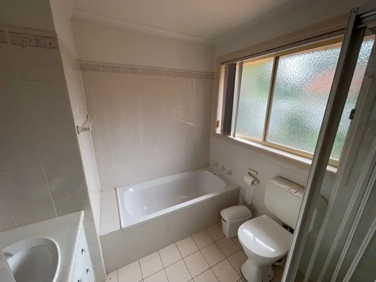 Sixth view of Homely unit listing, 2a Illilliwa Street, Griffith NSW 2680