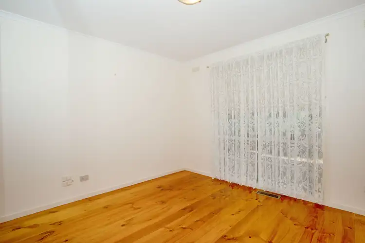 Fourth view of Homely house listing, 9 Magpie Court, Meadow Heights VIC 3048