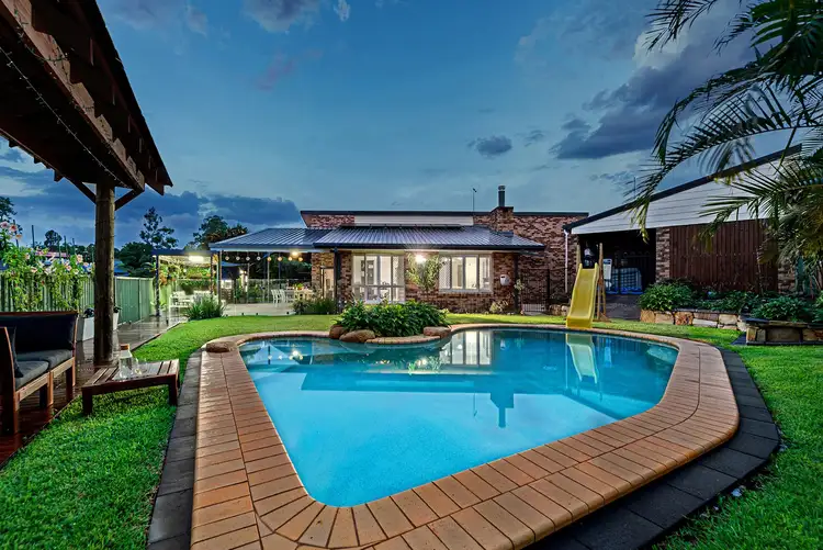 10 Callistemon Court, Albany Creek QLD 4035