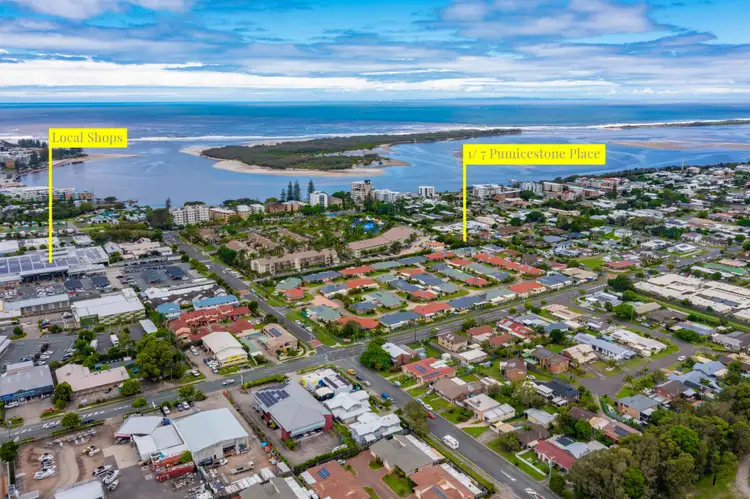 1/7 Pumicestone Place, Golden Beach QLD 4551
