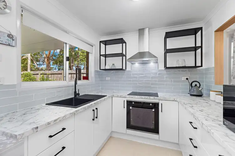 Sixth view of Homely house listing, 1/52 Frank Street, Thorneside QLD 4158