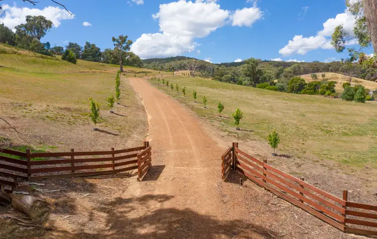 90 Old Strathbogie Road, Merton VIC 3715