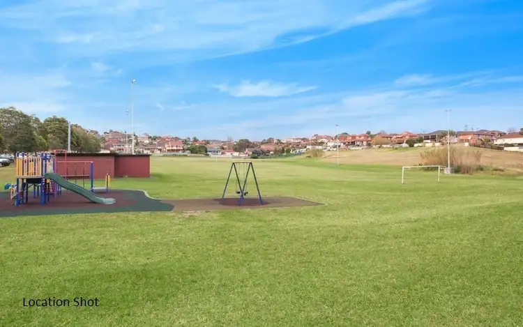 Sixth view of Homely semi-detached listing, 1/21 Backhouse Road, Lake Heights NSW 2502