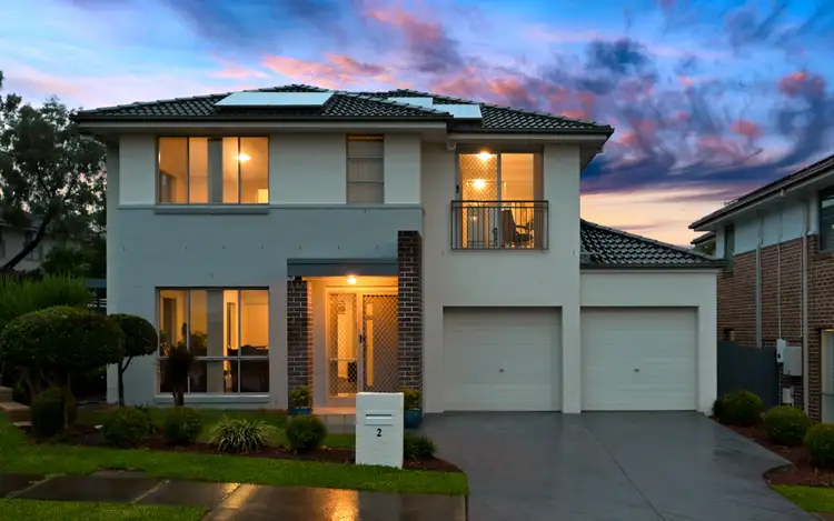 2 Hadlow Avenue, Glenfield NSW 2167