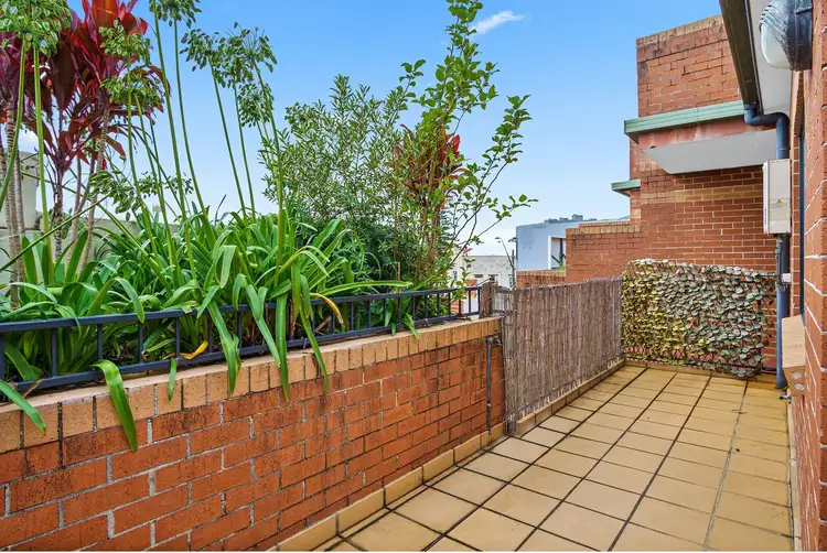 Sixth view of Homely unit listing, 8/370-374 Forest Road, Bexley NSW 2207
