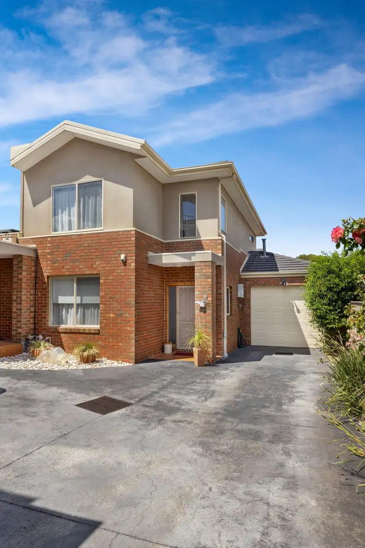 Main view of Homely townhouse listing, 3/5 Farringdon Street, Pascoe Vale VIC 3044