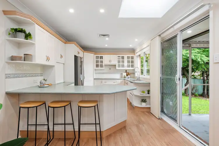 Fifth view of Homely house listing, 4 Fannin Place, Kings Langley NSW 2147