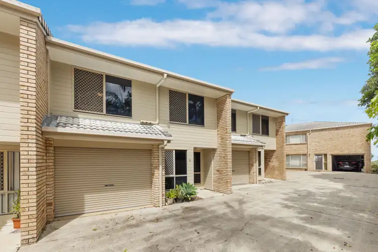Second view of Homely unit listing, 2/5 Clark Terrace, Sandstone Point QLD 4511