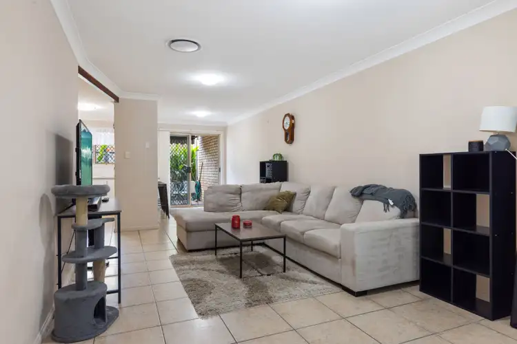 Fifth view of Homely unit listing, 2/5 Clark Terrace, Sandstone Point QLD 4511