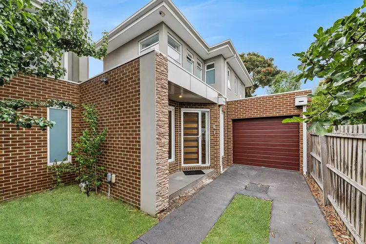 3/4 Carlisle Crescent, Hughesdale VIC 3166