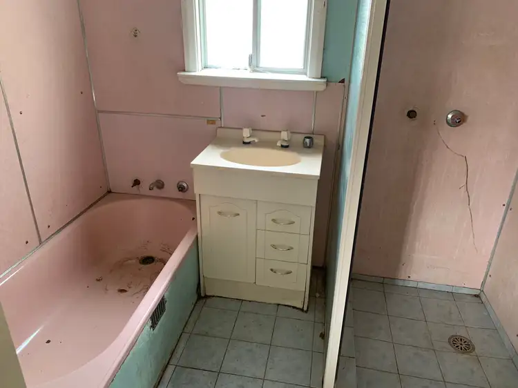 Fifth view of Homely house listing, 589 Blende Street, Broken Hill NSW 2880