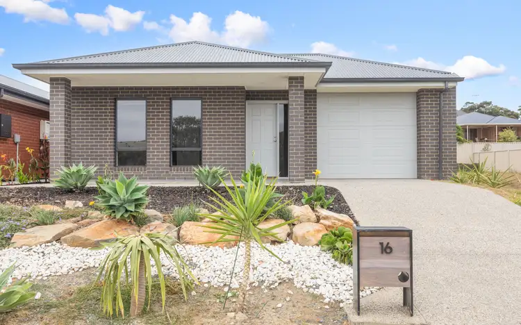 16 Kleinig Drive, Hayborough SA 5211