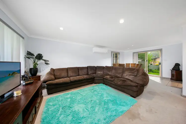 Third view of Homely house listing, 8 Lewinsbrook Close, Maryland NSW 2287