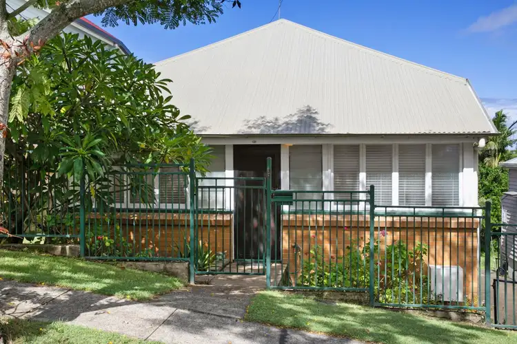 17 Louisa Street, Highgate Hill QLD 4101