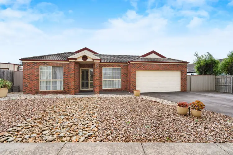14 Oak Court, Lara VIC 3212