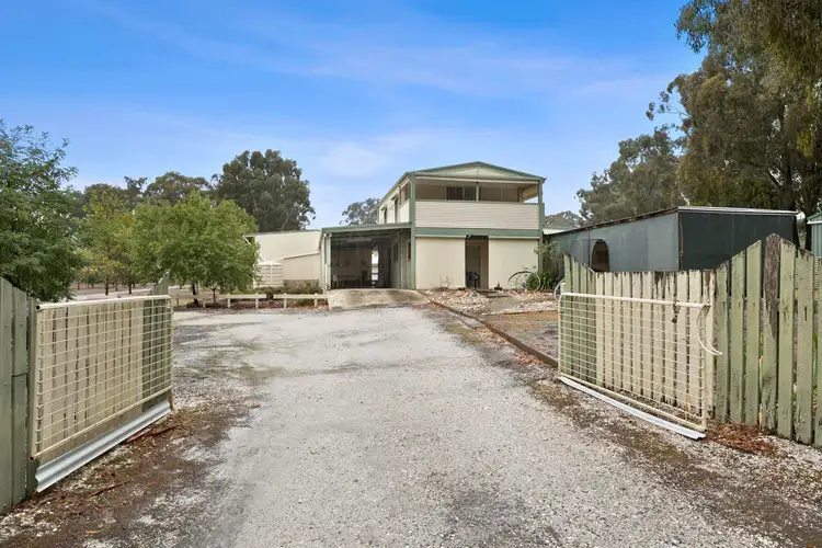 75 Hillarys Road, Elmhurst VIC 3469