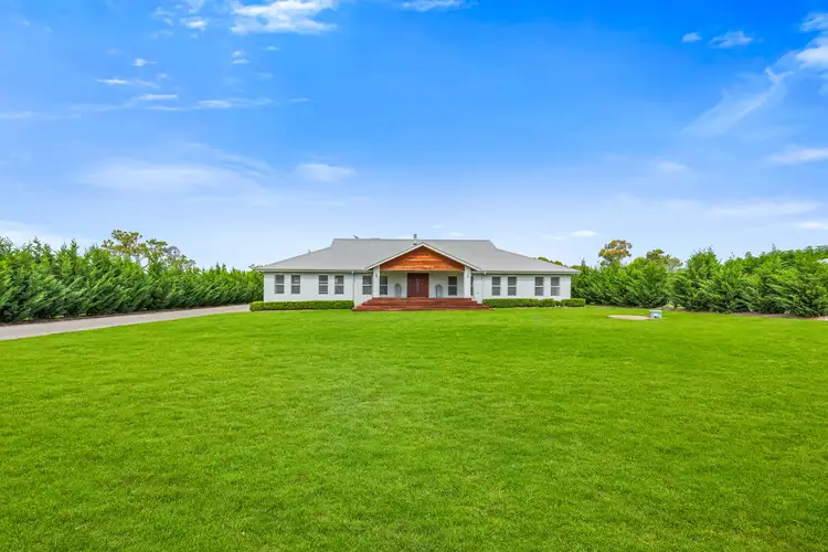 Second view of Homely house listing, 7 Edna Close, Tamworth NSW 2340